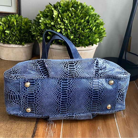 Michael Kors Blue Snake Print Shoulder Bag Tote - Picture 7 of 12